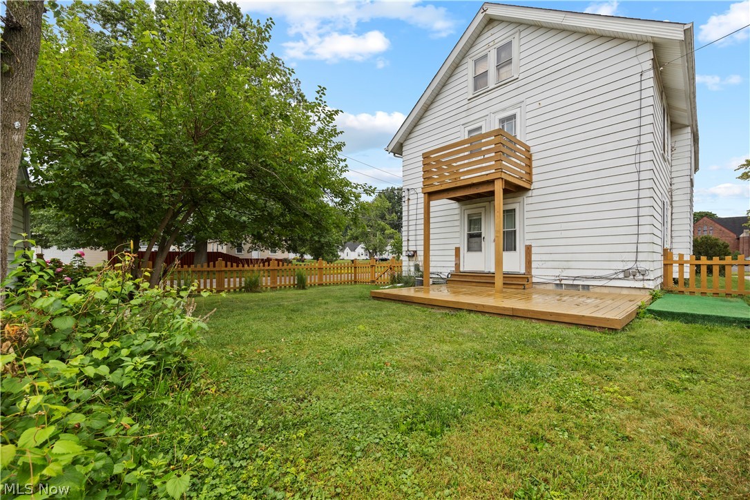 358-360 Cambridge Avenue Elyria OH 44035