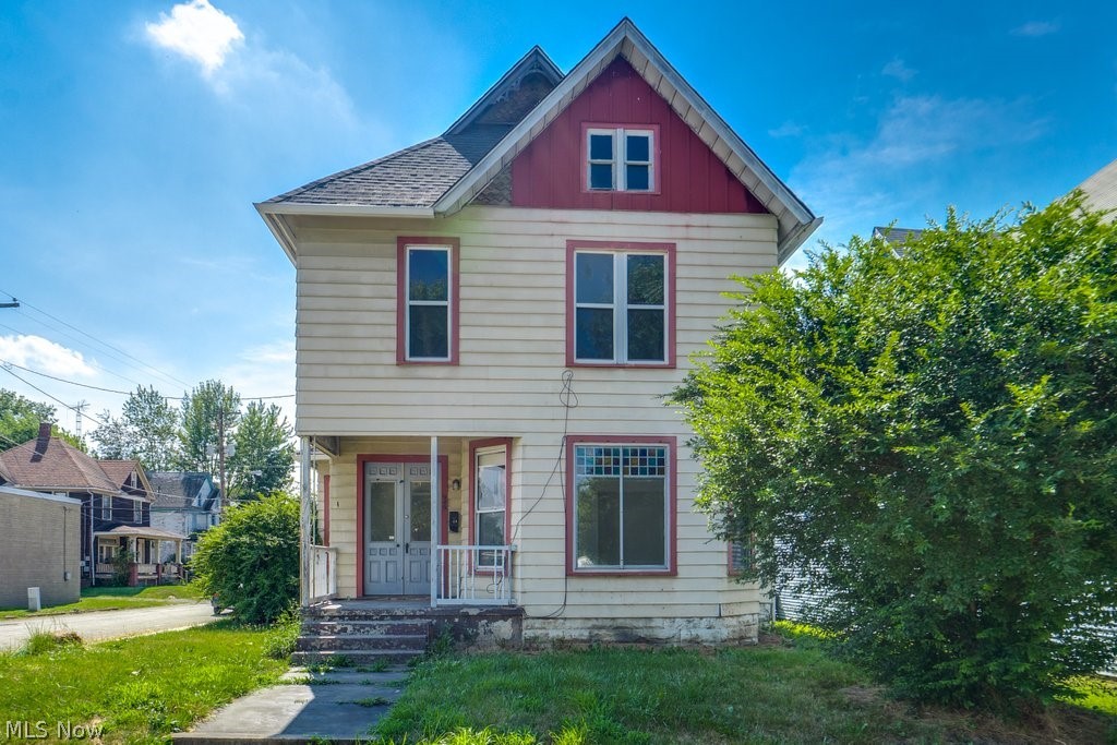 949 S Arch Avenue Alliance OH 44601
