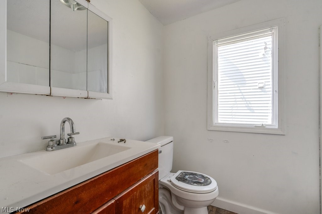 949 S Arch Avenue Alliance OH 44601