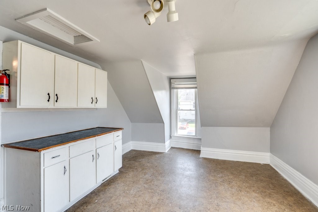 949 S Arch Avenue Alliance OH 44601
