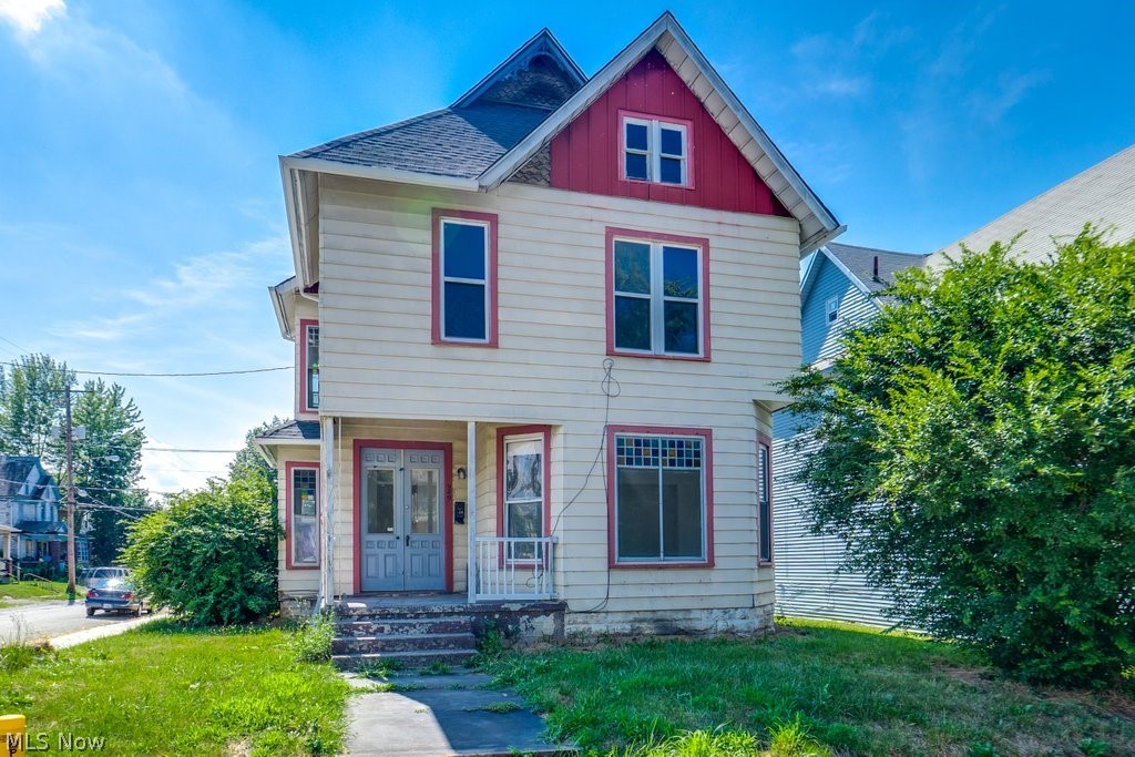 949 S Arch Avenue Alliance OH 44601