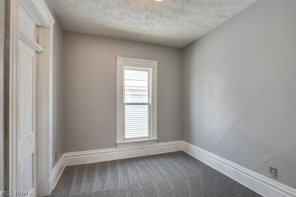 949 S Arch Avenue Alliance OH 44601