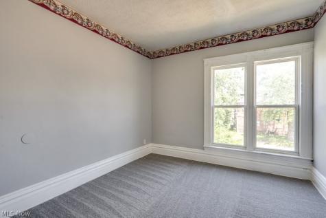 949 S Arch Avenue Alliance OH 44601