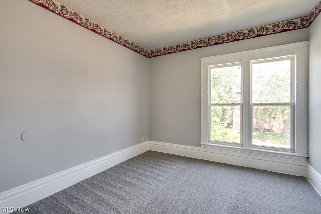 949 S Arch Avenue Alliance OH 44601