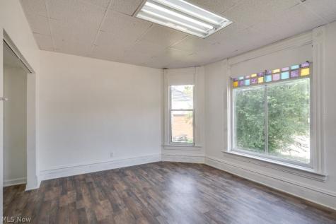 949 S Arch Avenue Alliance OH 44601