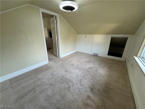 206 Olivet Avenue Akron OH 44319