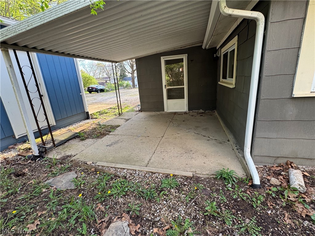 206 Olivet Avenue Akron OH 44319