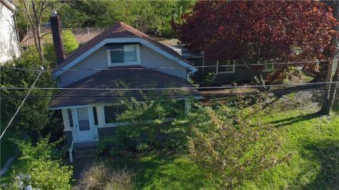 206 Olivet Avenue Akron OH 44319
