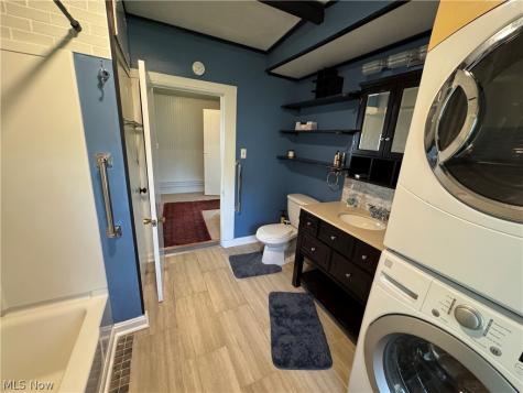 206 Olivet Avenue Akron OH 44319