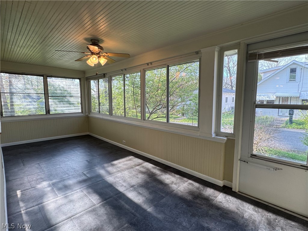 206 Olivet Avenue Akron OH 44319