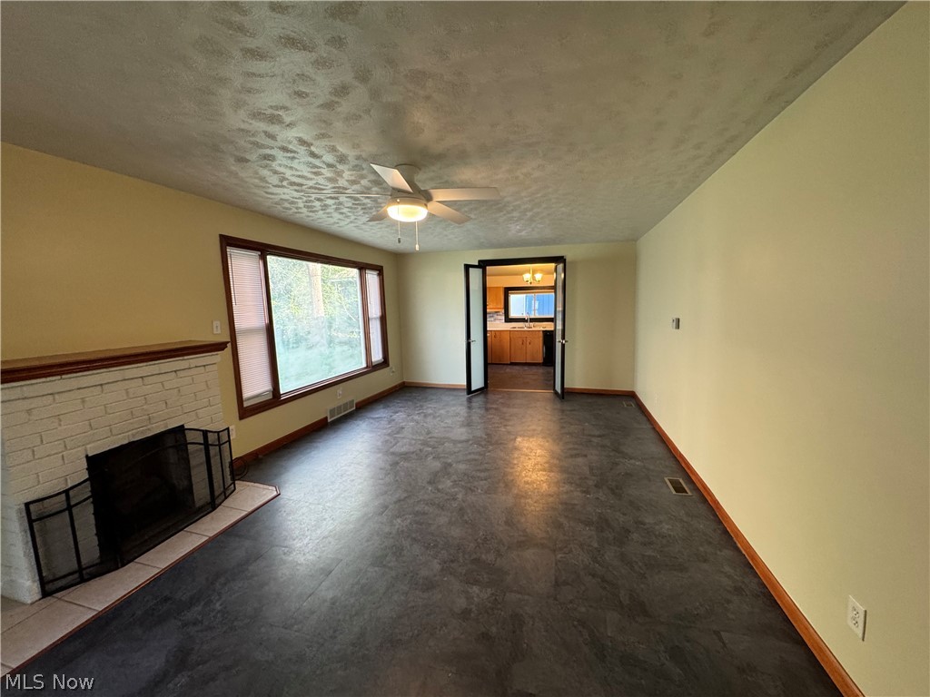 206 Olivet Avenue Akron OH 44319