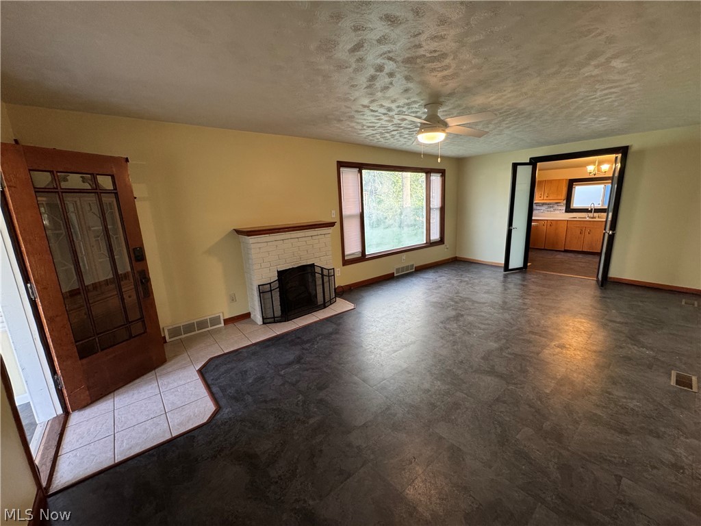 206 Olivet Avenue Akron OH 44319