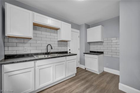 1328 E 86th Cleveland OH 44108
