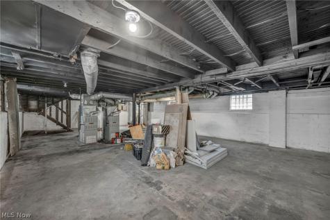 1328 E 86th Cleveland OH 44108