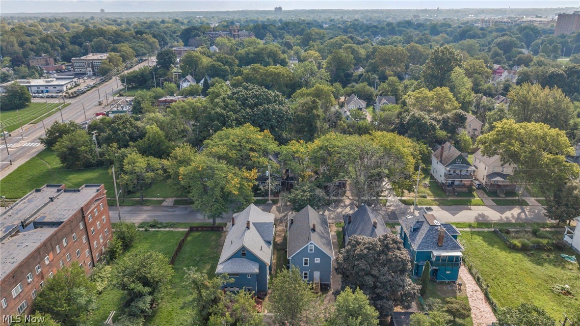 1328 E 86th Cleveland OH 44108