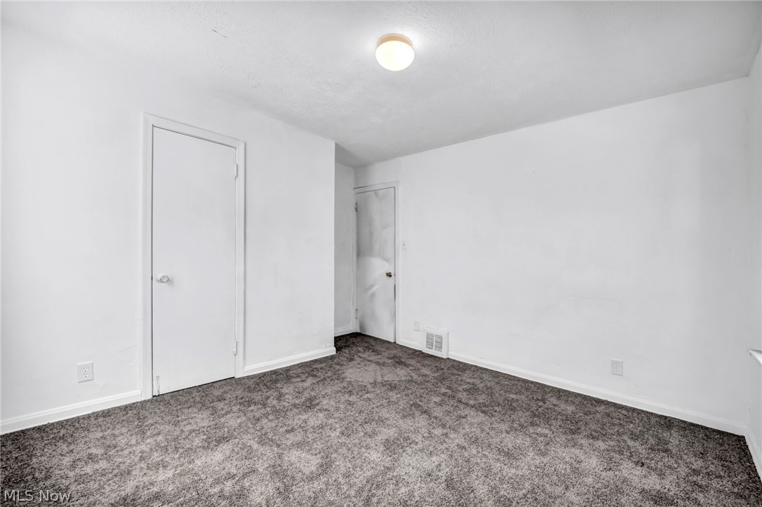 907 Whittier Avenue Akron OH 44320