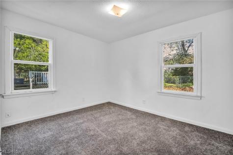 907 Whittier Avenue Akron OH 44320