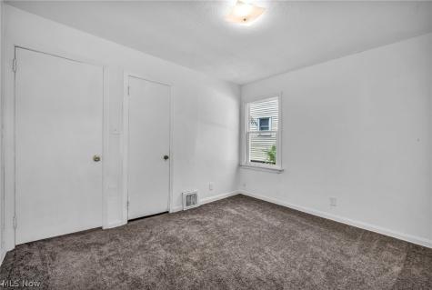 907 Whittier Avenue Akron OH 44320