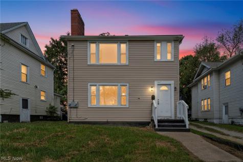 907 Whittier Avenue Akron OH 44320