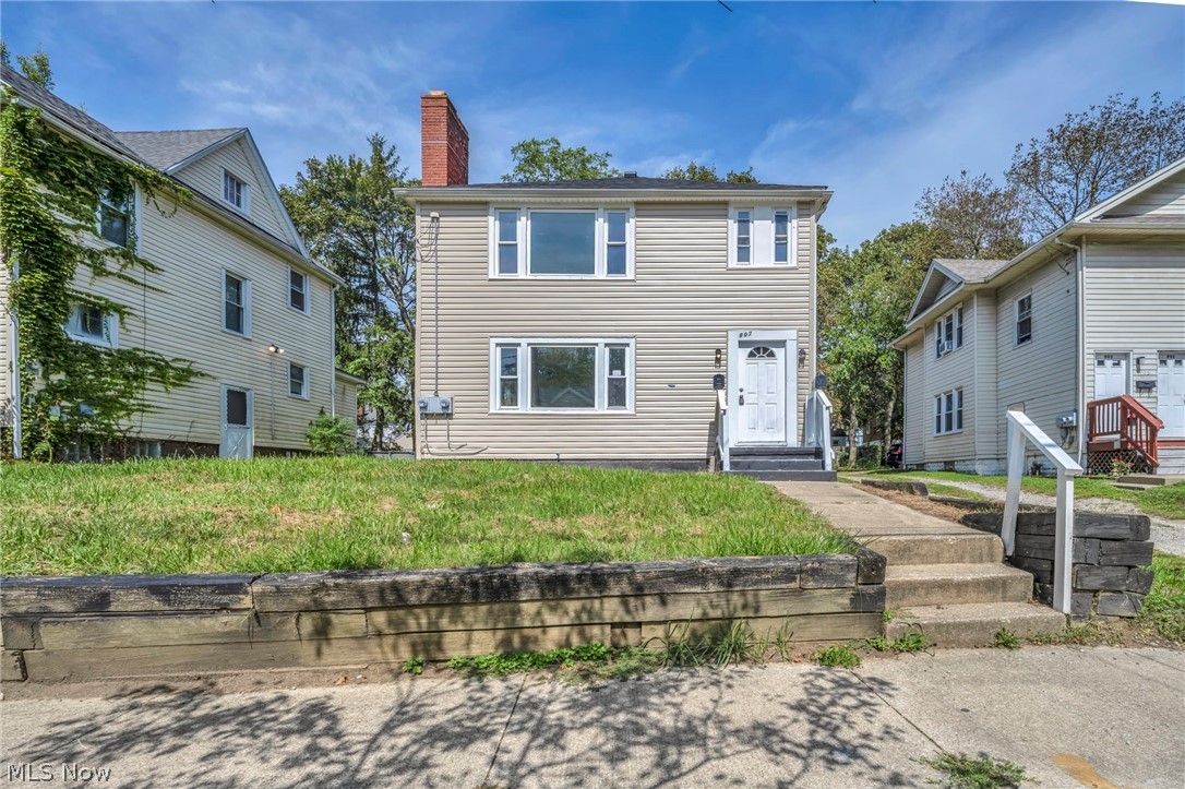 907 Whittier Avenue Akron OH 44320