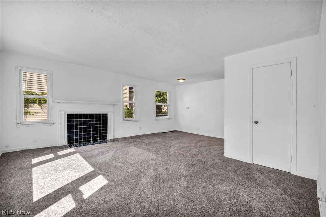 907 Whittier Avenue Akron OH 44320