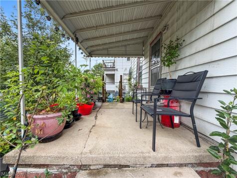 3711 Daisy Avenue Cleveland OH 44109