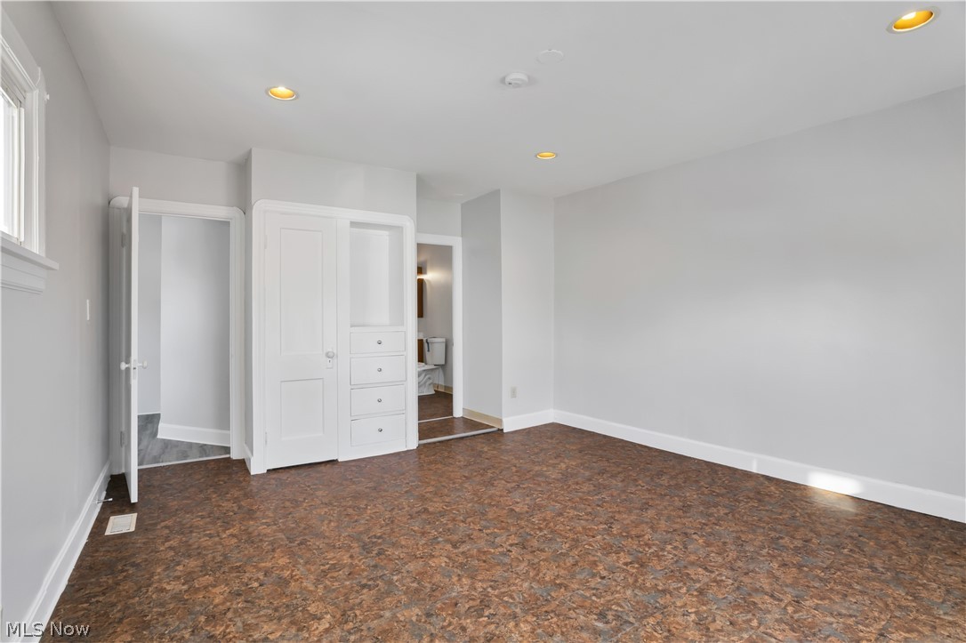 3533 Carlyle Avenue Cleveland OH 44109