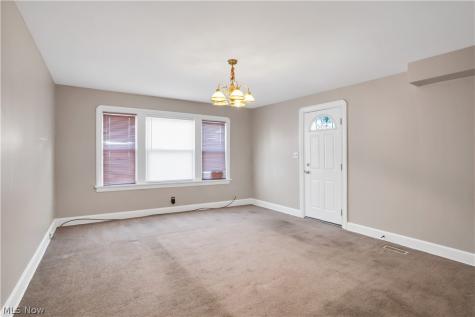 3533 Carlyle Avenue Cleveland OH 44109