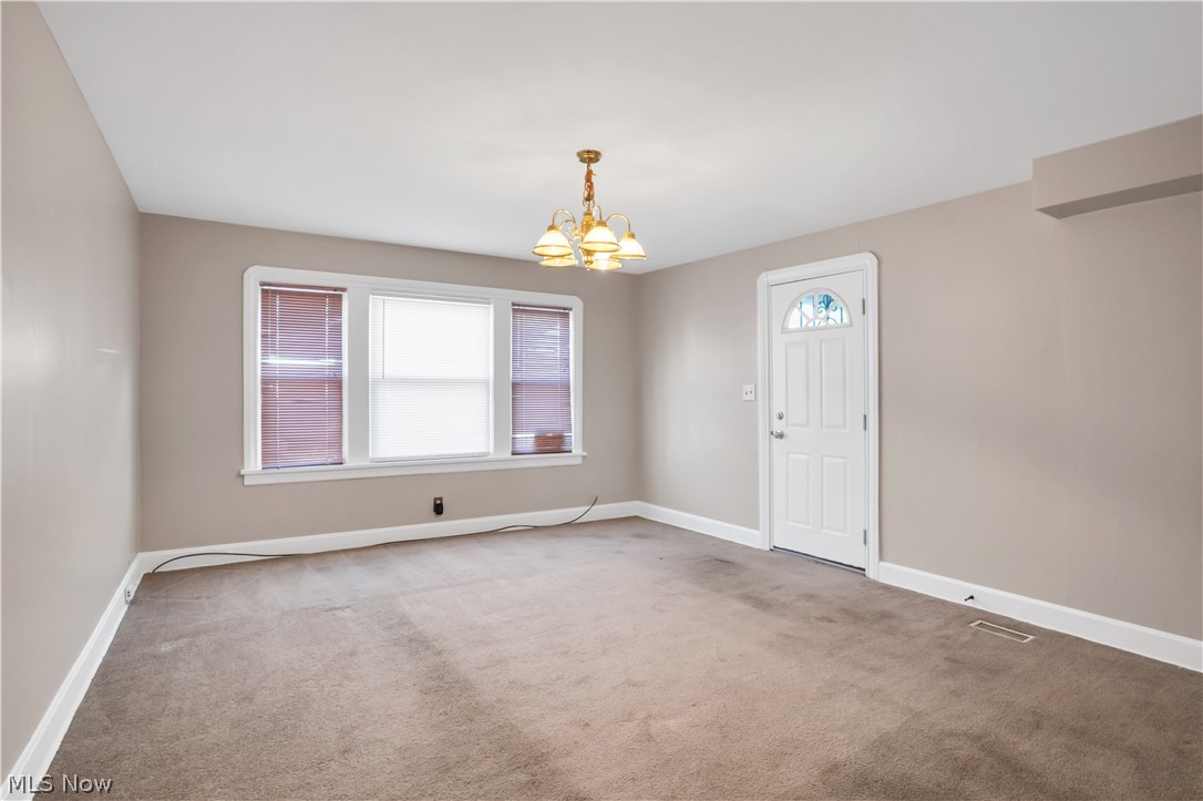 3533 Carlyle Avenue Cleveland OH 44109