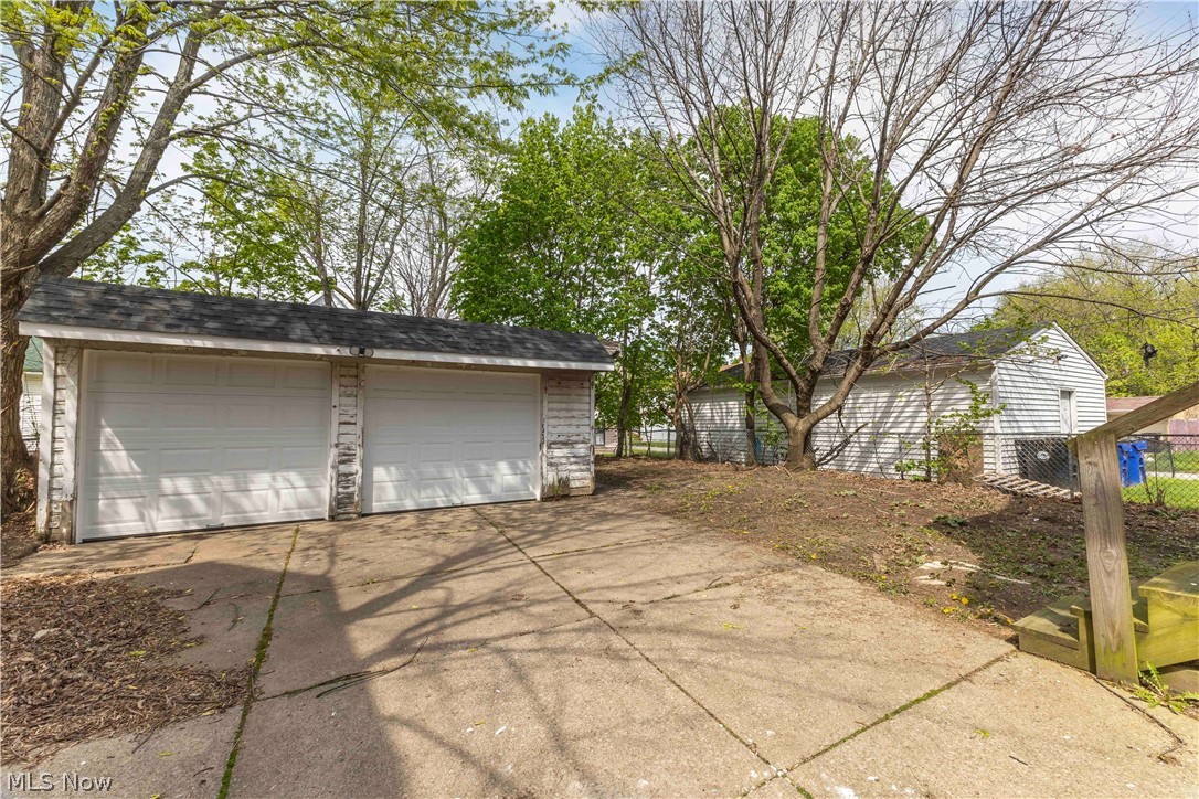 16007 Huntmere Avenue Cleveland OH 44110