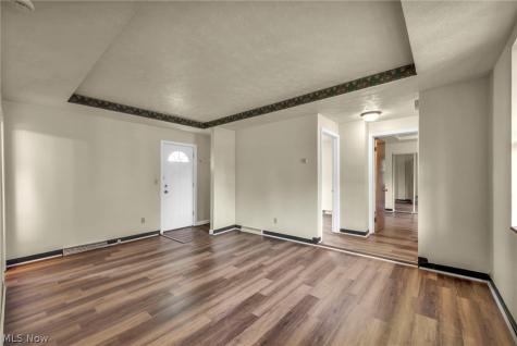 1206 Lawrence Road NE Canton OH 44705