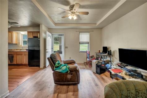 1206 Lawrence Road NE Canton OH 44705