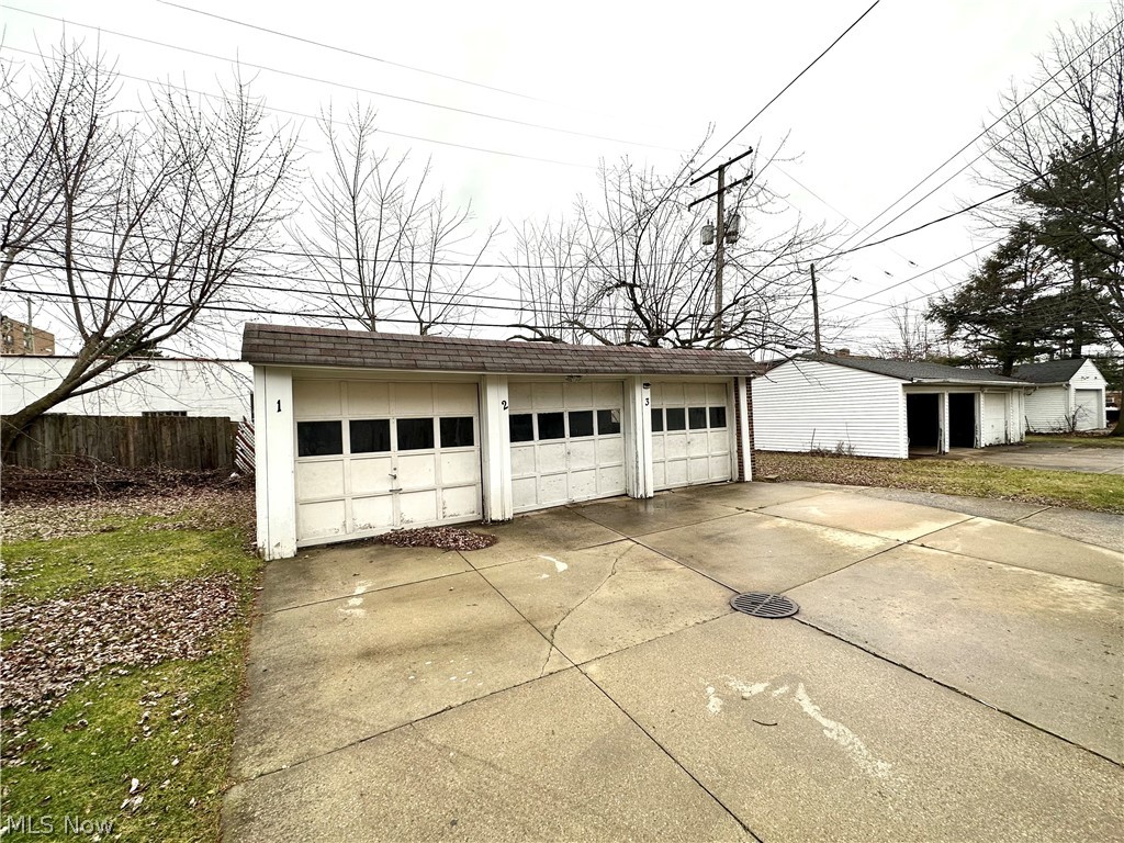 1478 Genesee Road South Euclid OH 44121