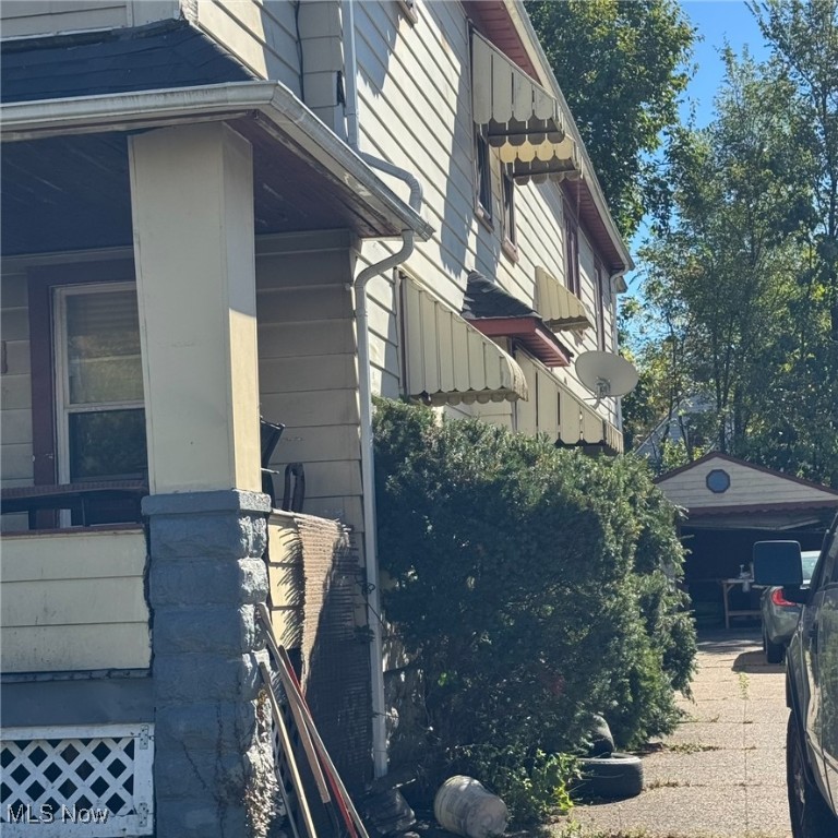 6920 Hosmer Avenue Cleveland OH 44105