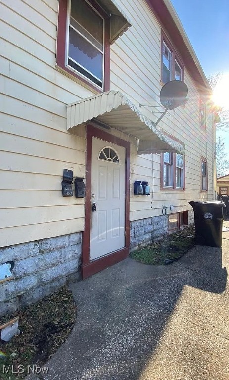 6920 Hosmer Avenue Cleveland OH 44105