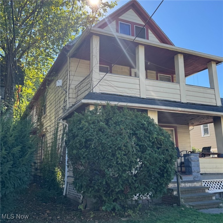 6920 Hosmer Avenue Cleveland OH 44105