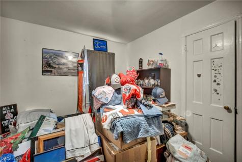 4512 W 150th Street Cleveland OH 44135