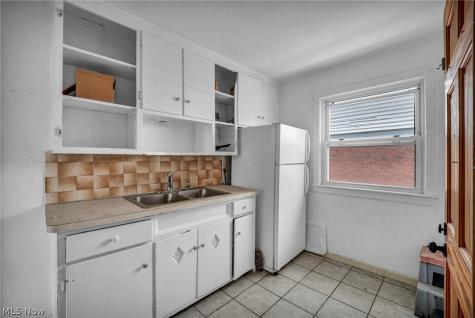 4512 W 150th Street Cleveland OH 44135