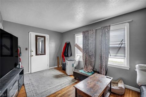 4512 W 150th Street Cleveland OH 44135
