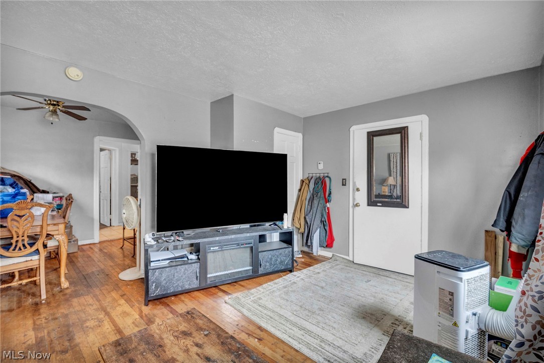 4512 W 150th Street Cleveland OH 44135