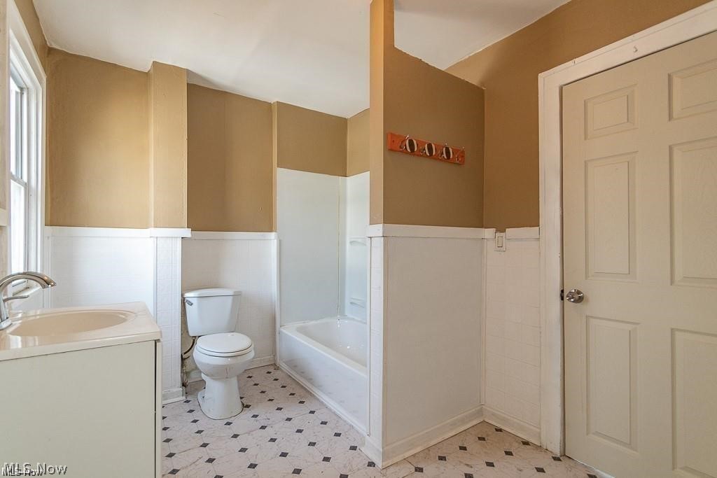 3439 W 65th Street Cleveland OH 44102