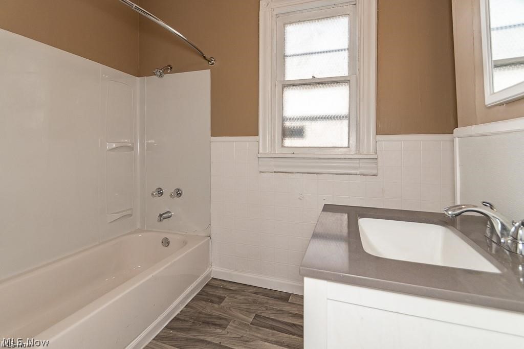 3439 W 65th Street Cleveland OH 44102