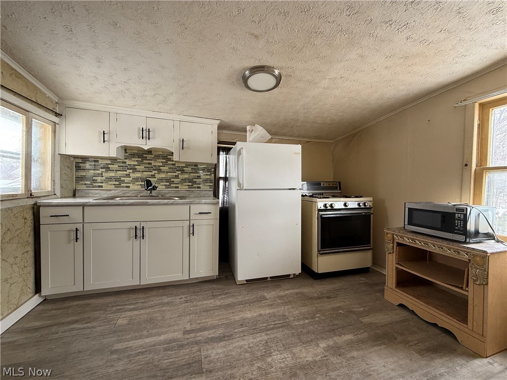 3834 Bosworth Road Cleveland OH 44111