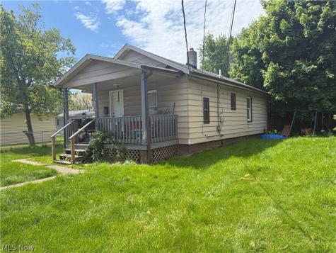 3834 Bosworth Road Cleveland OH 44111