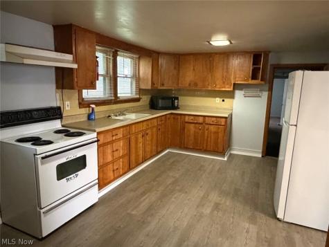4039 State Route 14 Rootstown OH 44272
