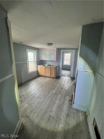 3008 Roanoke Avenue Cleveland OH 44109