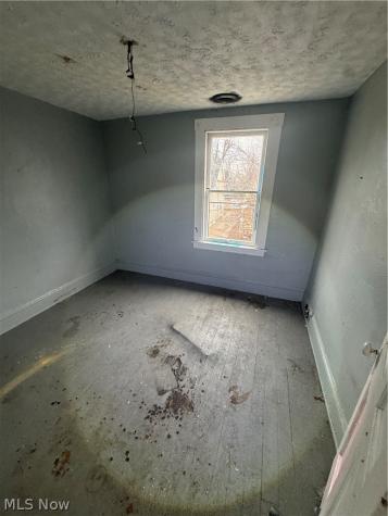 3008 Roanoke Avenue Cleveland OH 44109