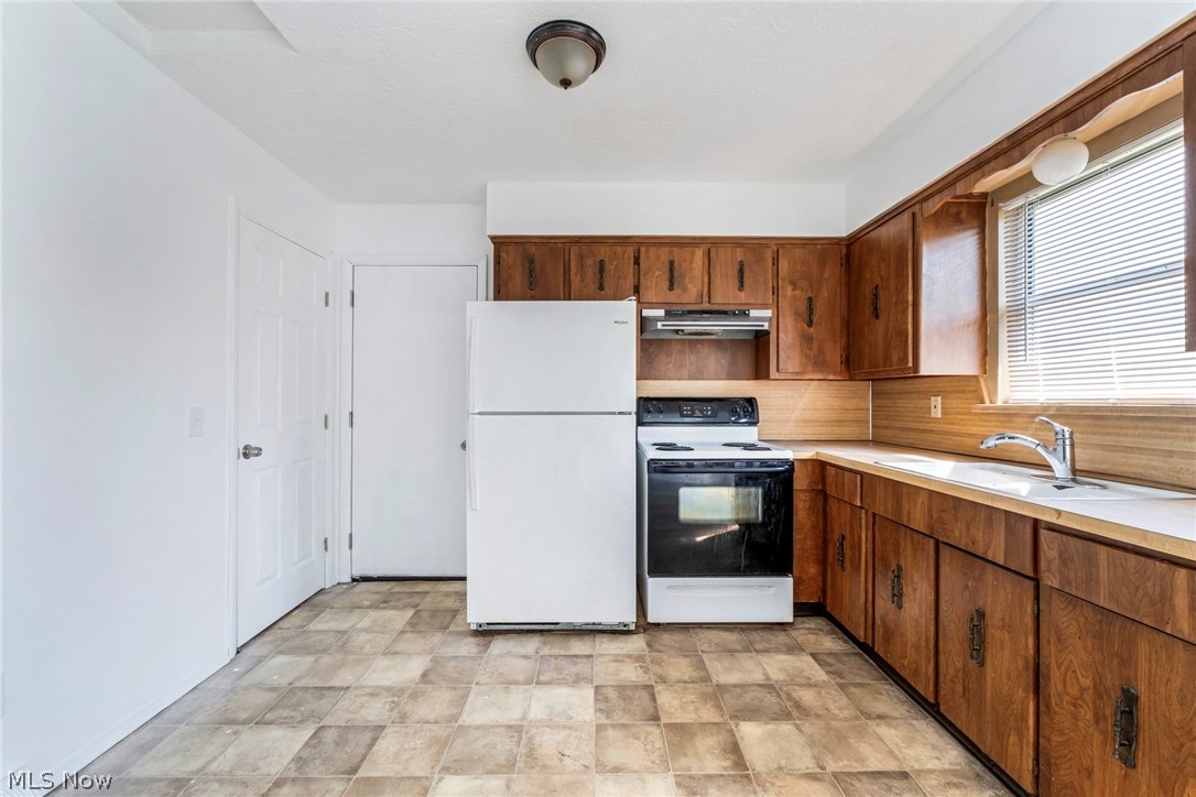 1861 Cloveridge Drive Orrville OH 44667