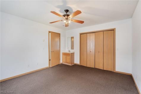 836 Michigan Avenue Youngstown OH 44504