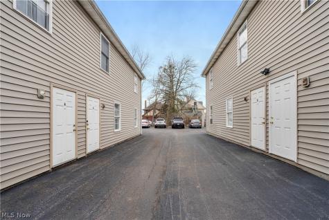 836 Michigan Avenue Youngstown OH 44504